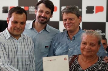 Governo de SP promove maior entrega de títulos de terras no Pontal do Paranapanema