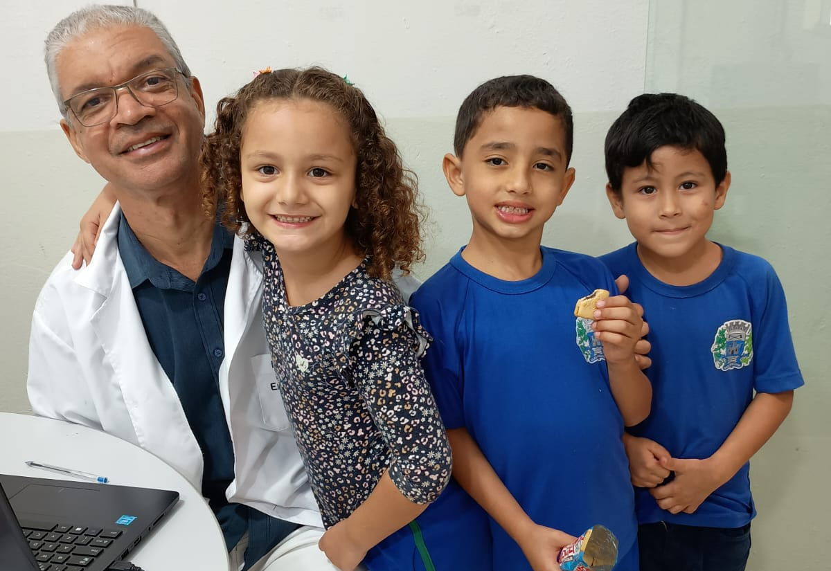 CAMPANHA DE VACINAÇÃO NA ESCOLA KATIA CILENE DA COSTA. 